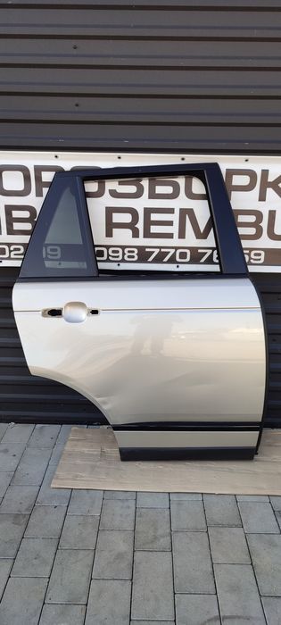 Дверка задні права Land Rover L405 LR100510
