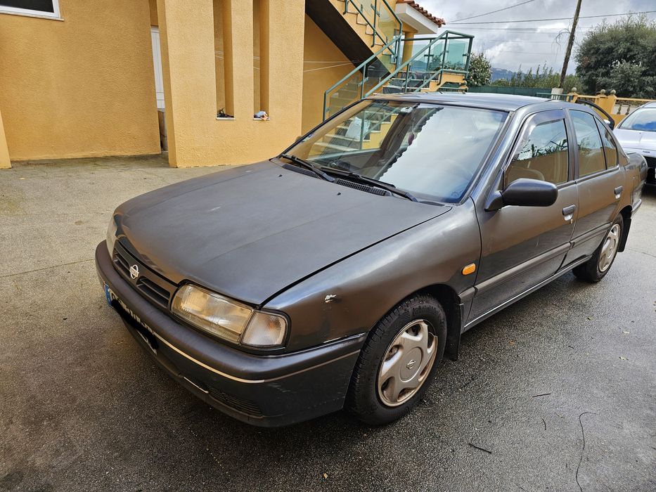 Nissan Primera P10 1.6 gasolina 1994