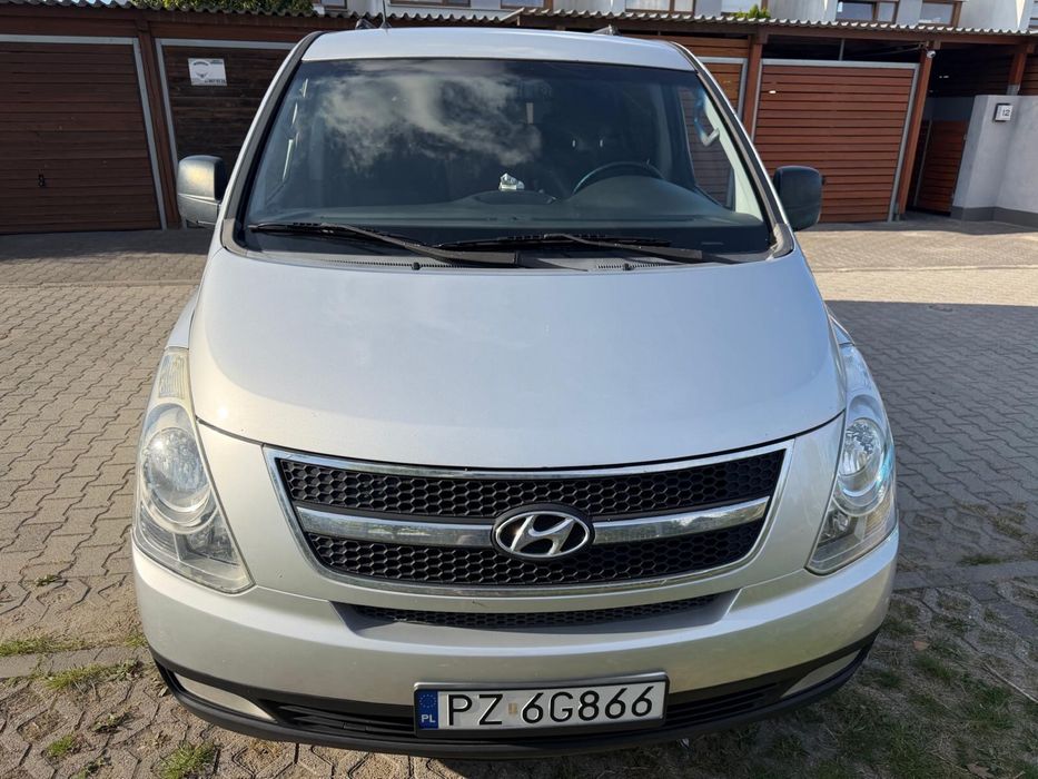 Hyundai H-1