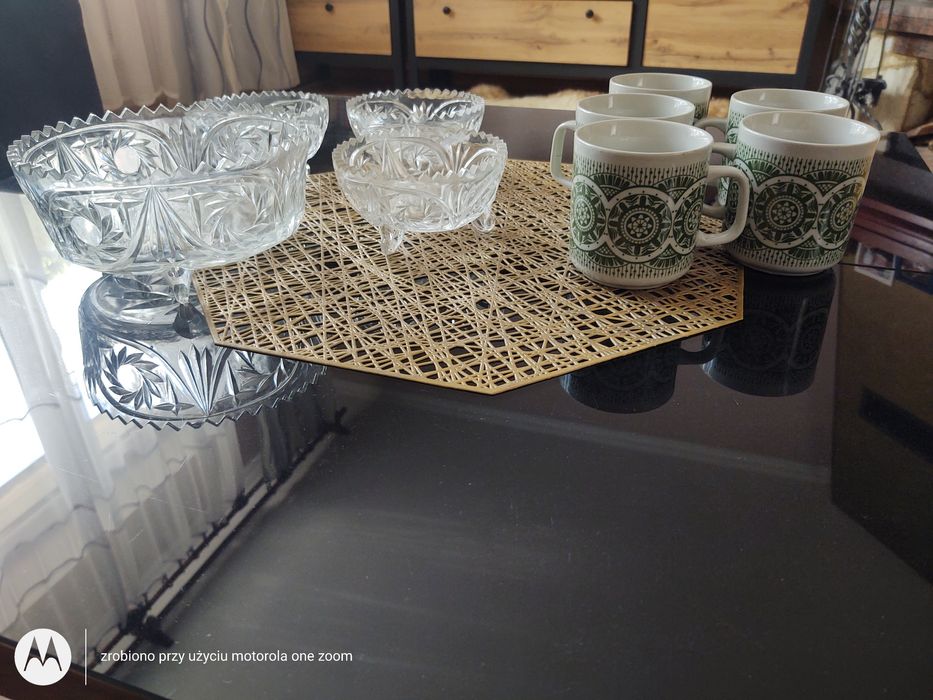 Kryształowe salaterki plus kubki