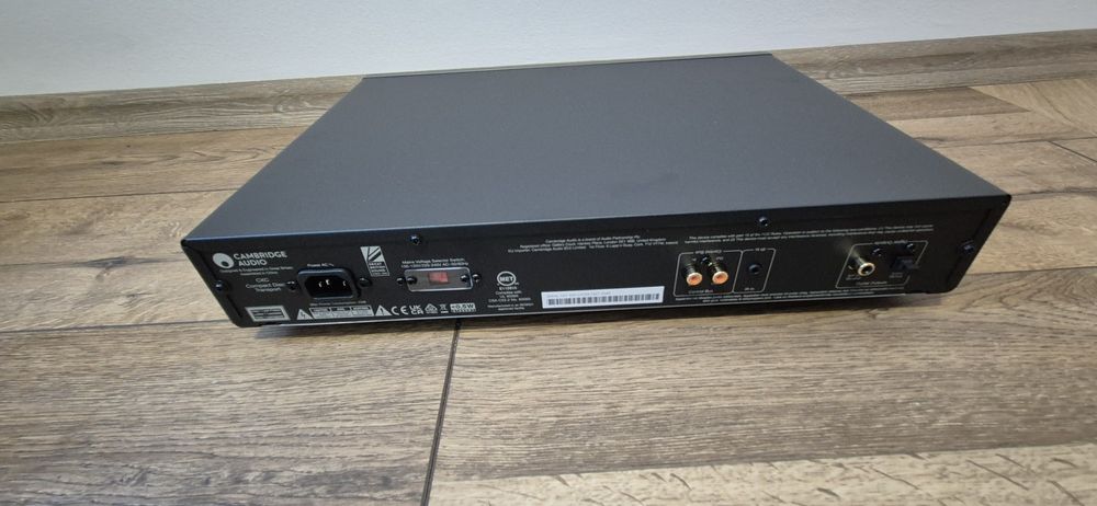 Cambridge Audio CXC 2