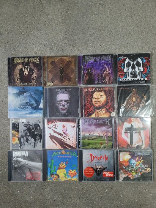 Coleção de cds metal e rock