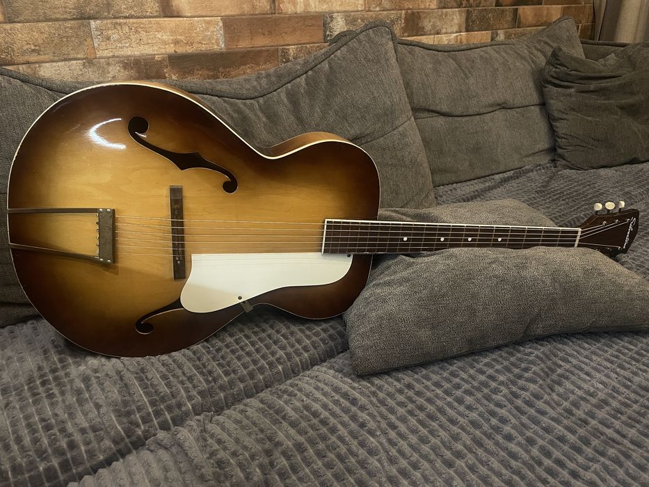 Archtop Silvertone акустична вінтажна гітара