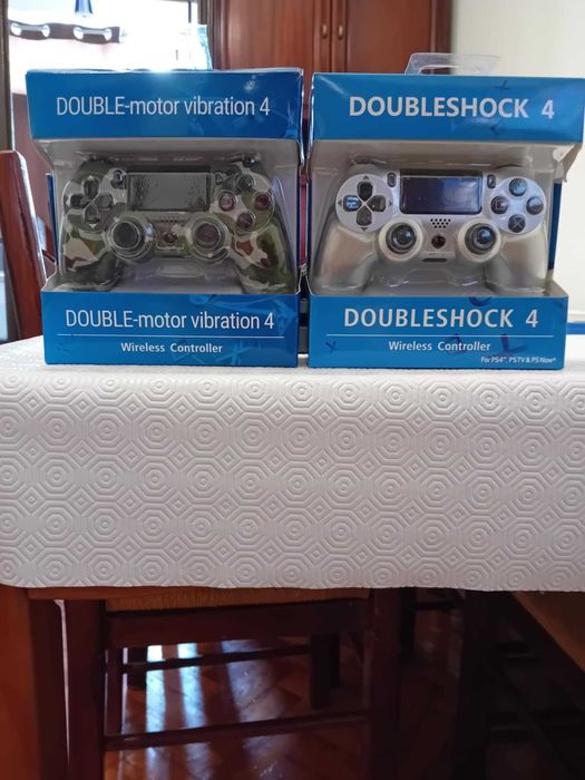 Playstation 4 1 tb 2 comandos novos com 1 jogo gta 5 e fifa 23