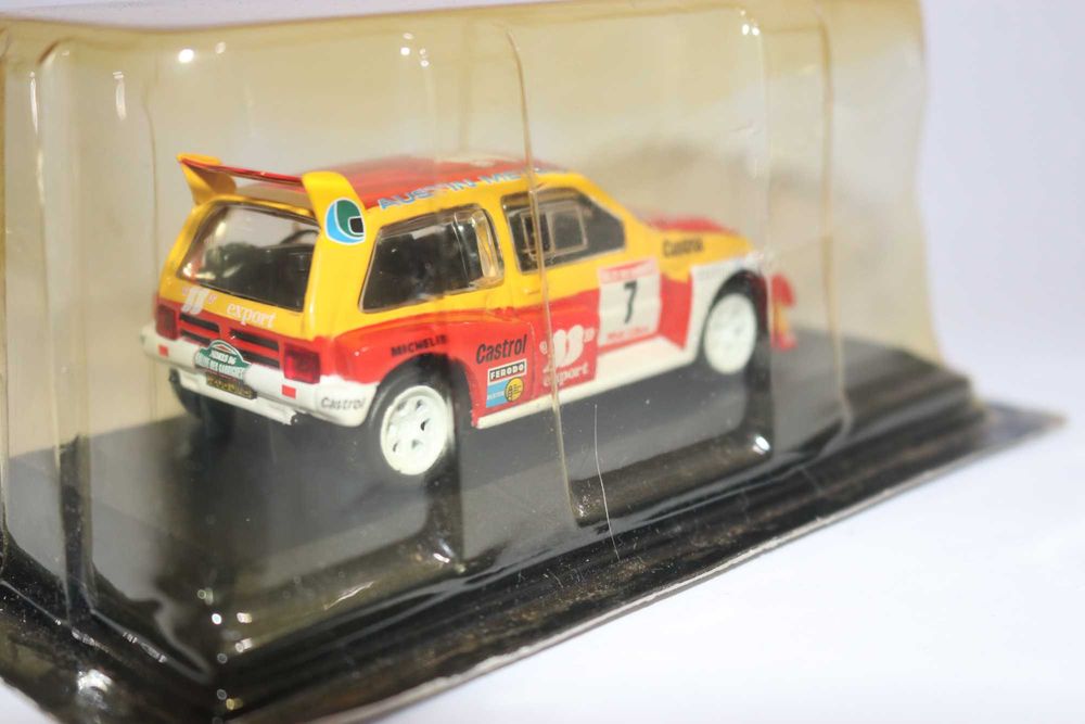 Vendo miniaturas  Rally Paris-Dakar da minha coleção Rally 1/43.  25€/un.