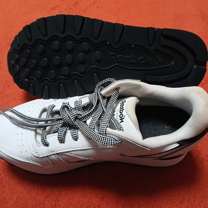 Кроссовки оригинальные Reebok