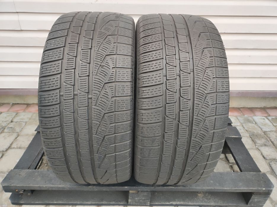 275.40.19 Dwie opony zimowe Pirelli Sottozero Run Flat BMW