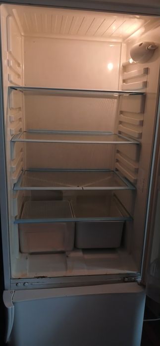 Холодильник індезіт