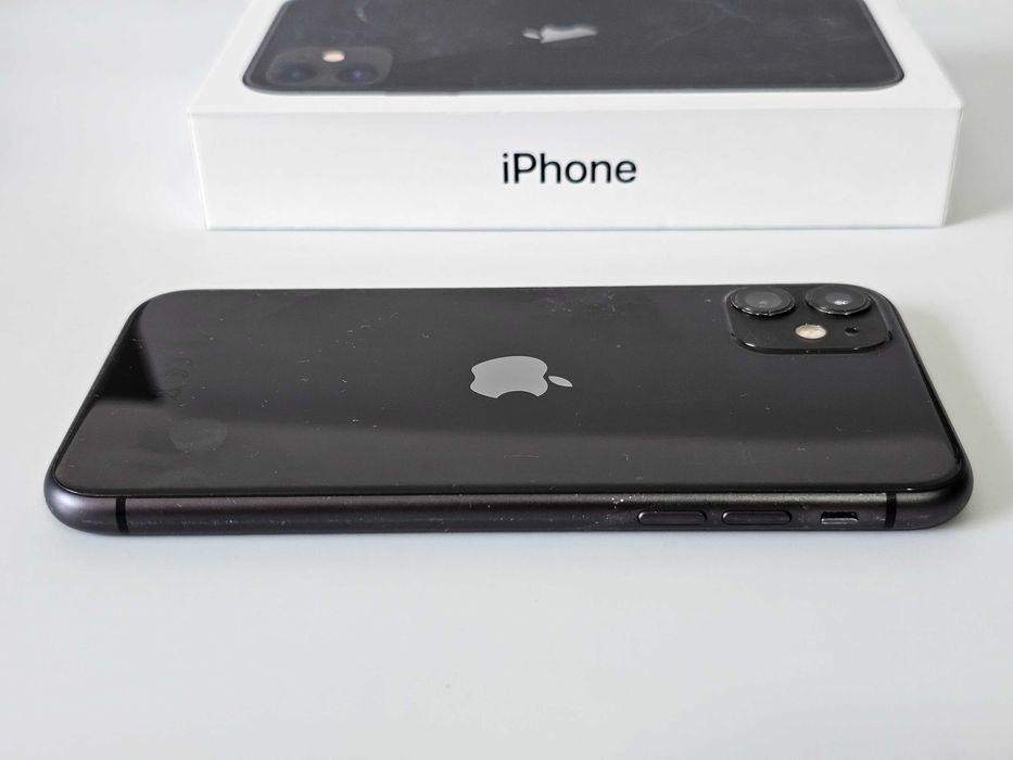 Iphone 11 128Gb.  Muito bom