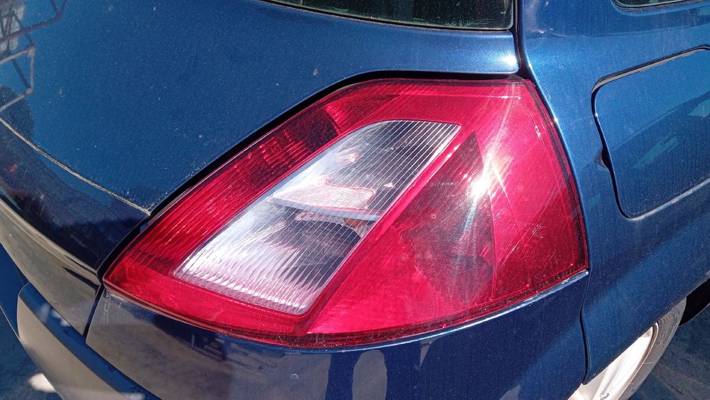 Farolim direito RENAULT Megane II (BM0/1_, CM0/1_)