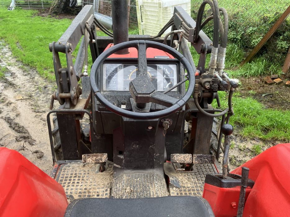 Trator Yanmar F20D 4x4