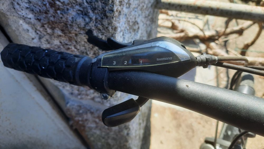 Bicicletas de montanha em muito bom estado.
