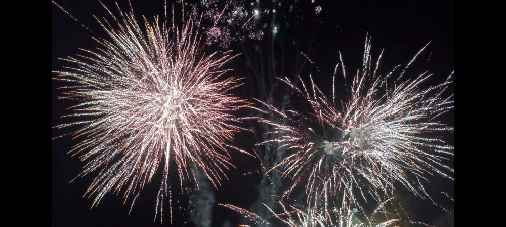 Fontanny iskier, dymy, pokazy ślubne