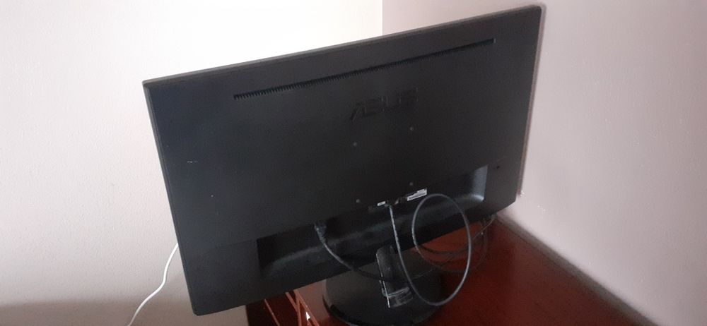 Monitor asus bem conservado