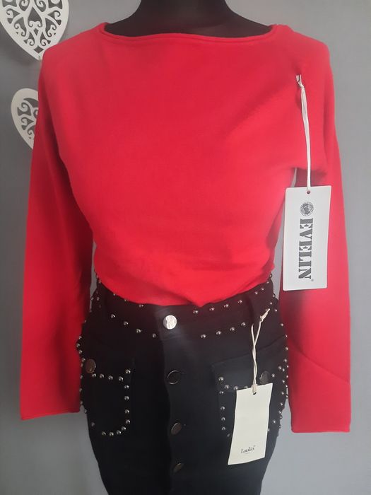 Nowy czerwony sweterek S/M
