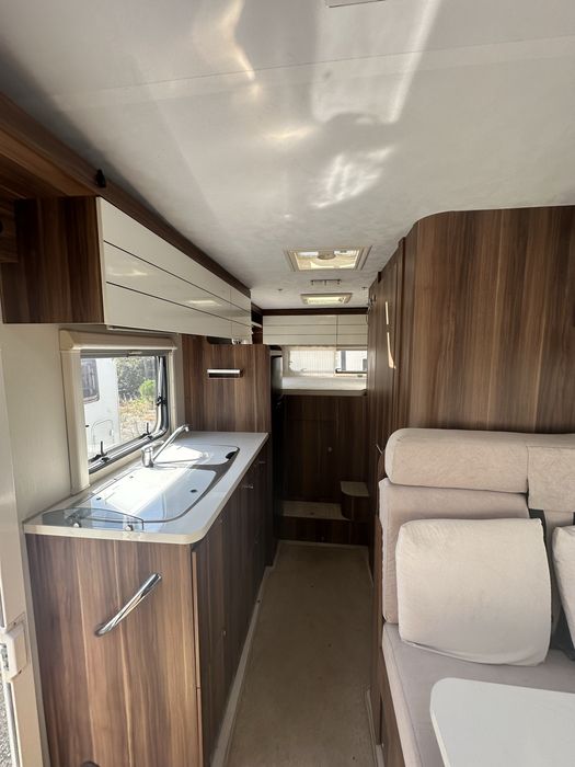 Autocaravana capucine 6 pessoas