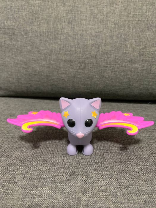 Іграшки с макдональсу адопт ми