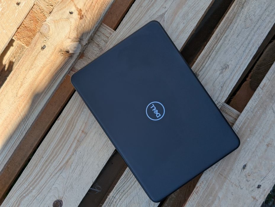 Ноутбук Dell Latitude 3300	/i3-7020U/8/256/HD/13"/бюджетний