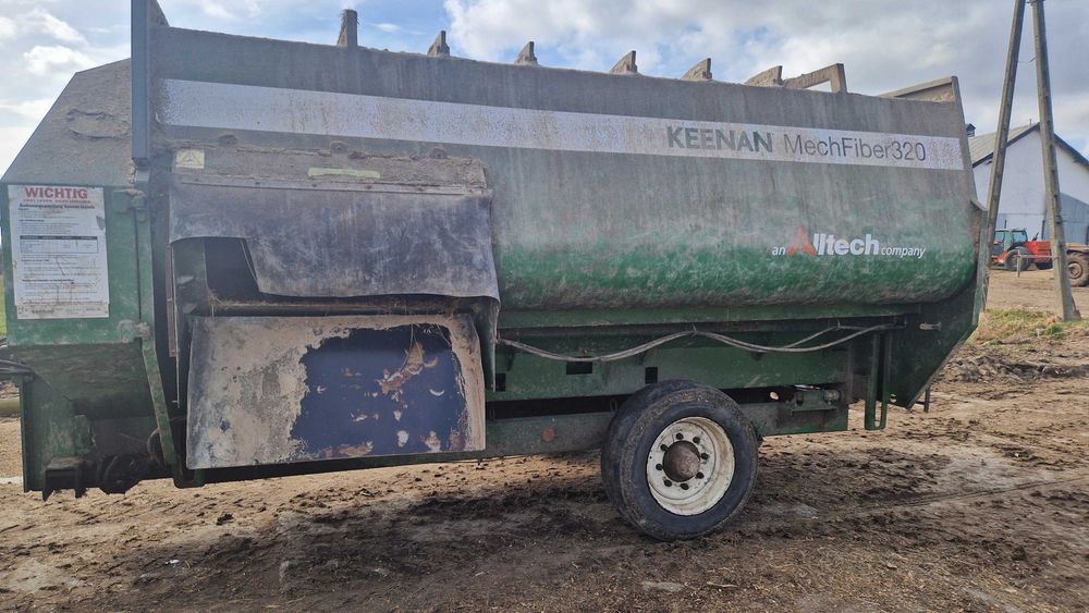 Paszowóz KEENAN 140 FP