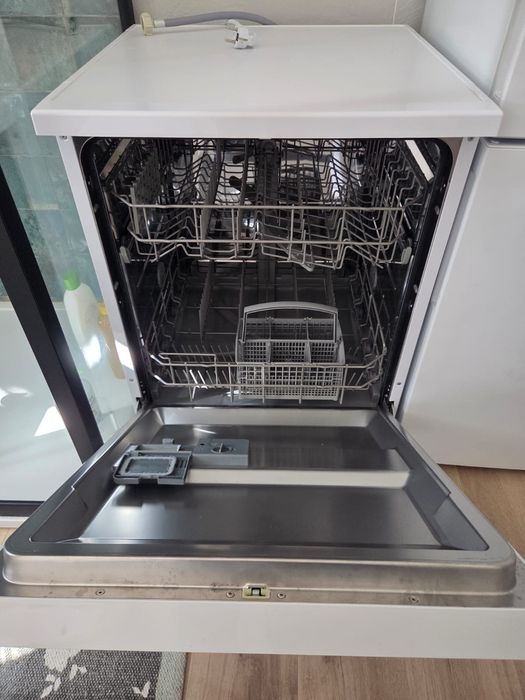 Máquina de lavar loiça como nova
