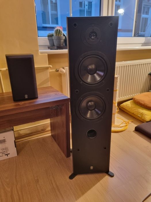 Zestaw kina domowego Yamaha -RX -V473