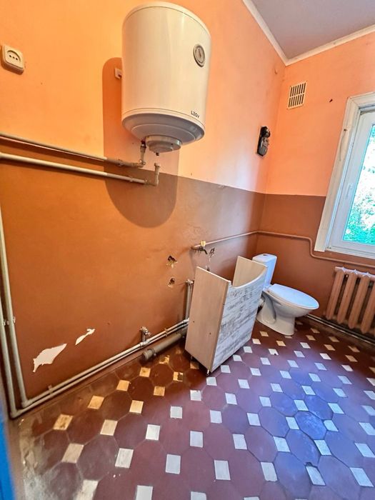 Продам житловий будинок біля Чернігова (с. Іванівка)