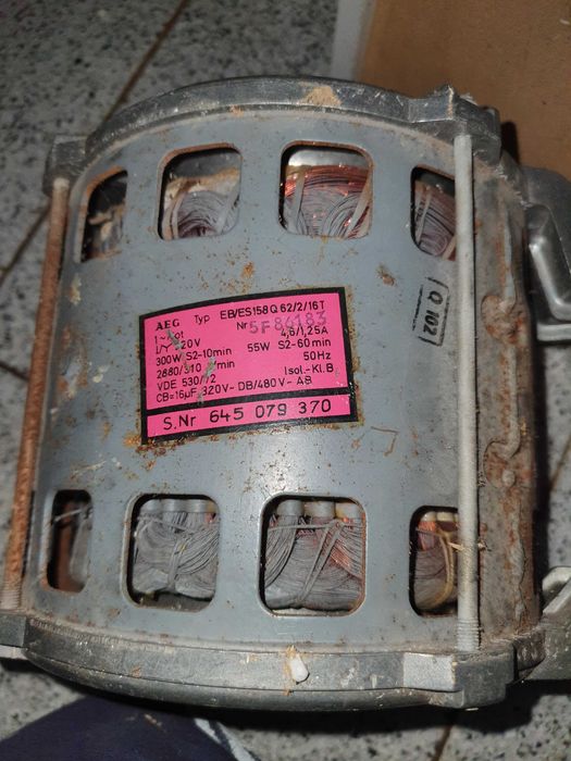 Motores para máquinas de lavar ou usos diversos