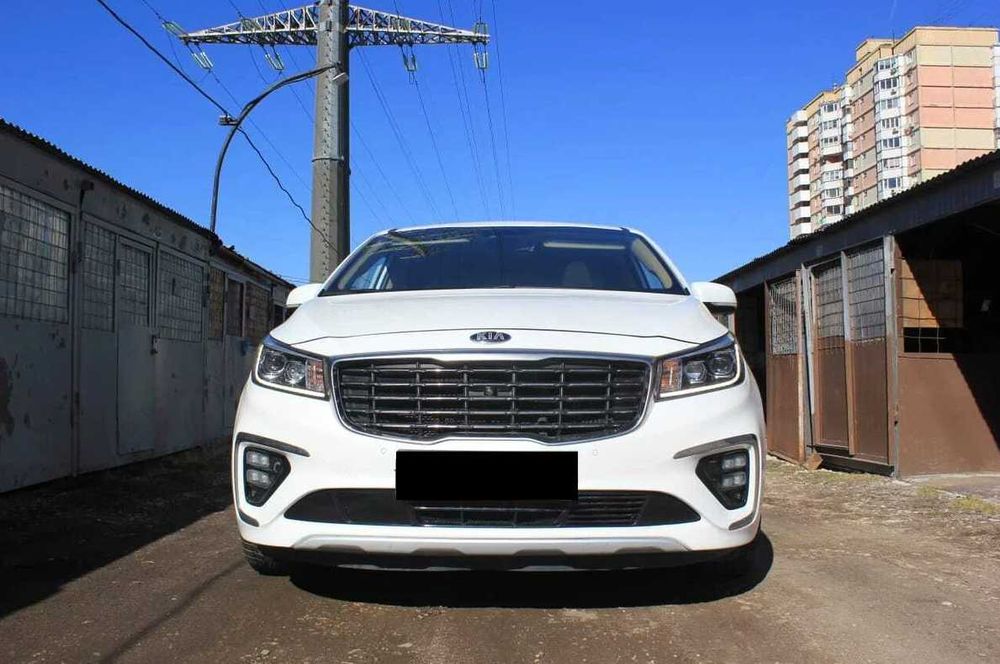 Kia Carnival III, 2019 року. Двигун 2.2 дизель, 202 к.с