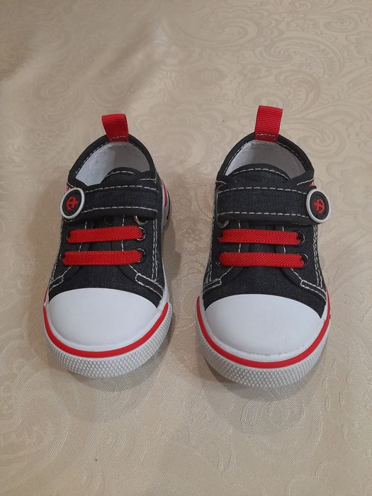 Tenisówki chłopięce z CCC