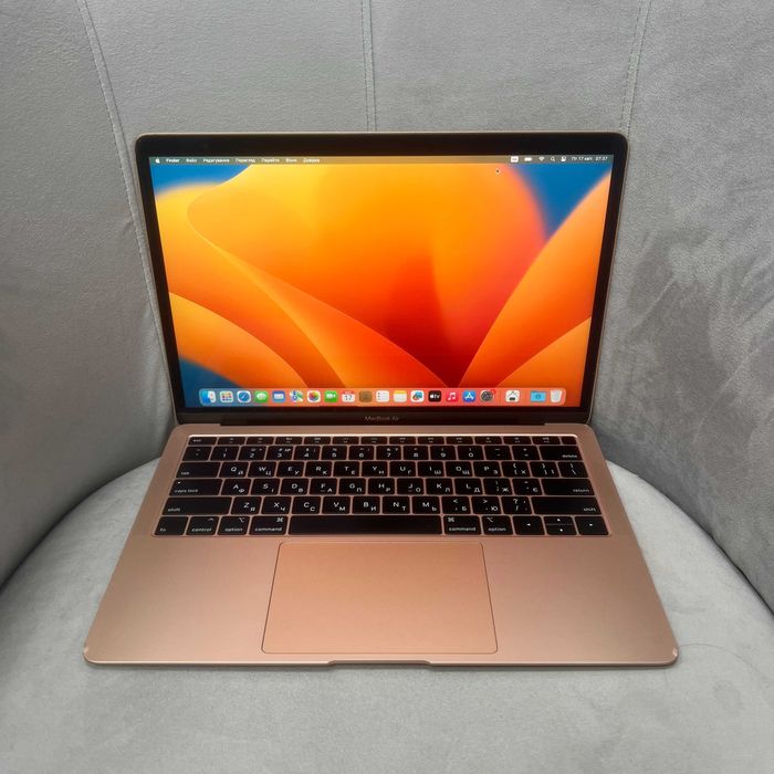 MacBook Air 13 2019 (I5 / 8 gb/ 128 ) SSD Гарантія. 76752SV