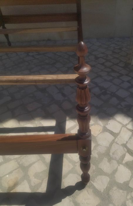 Cama solteiro mogno, 183X0,98