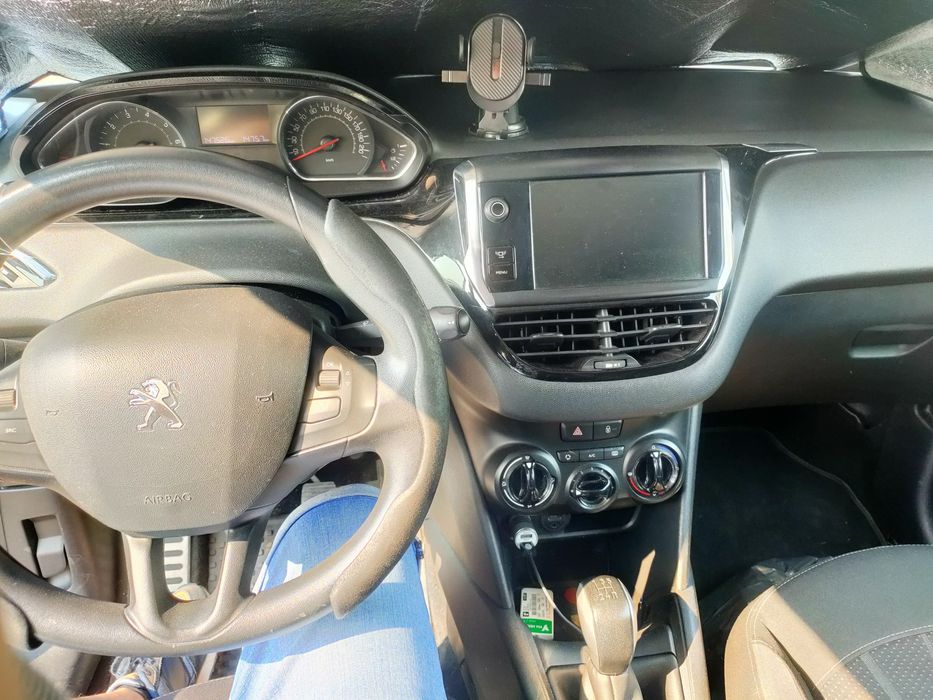 Peugeot 208 1.2 Active (82cv) — 149.500 km — Revisões com Comprovativo — photo 5