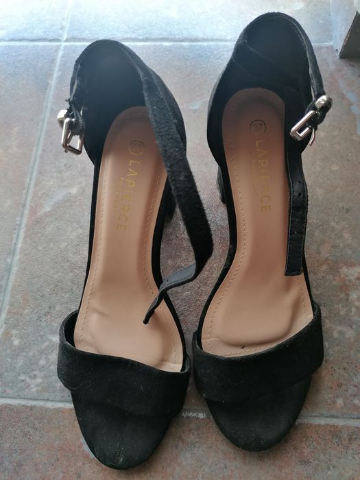 Sandálias Pretas
