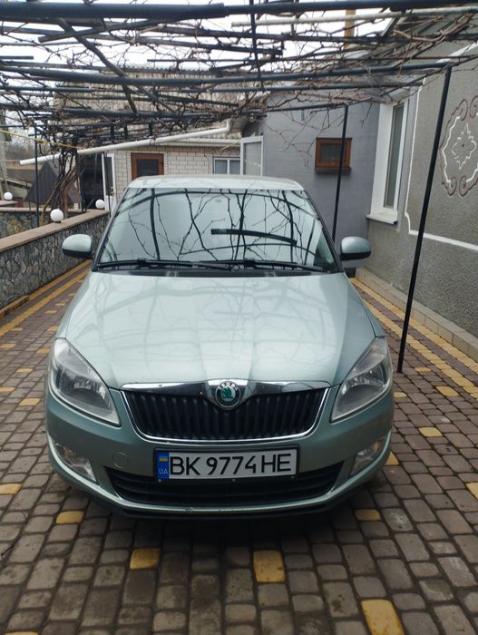 Skoda Fabia 2011 рік 1.4 бензин