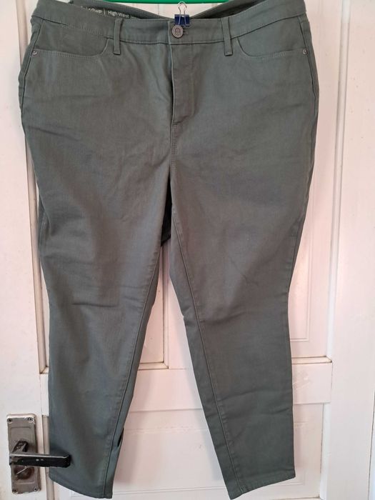 Продам джинси стрейч розм 58+-