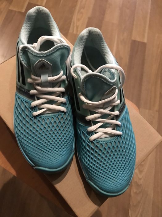 Кроссовки adidas оригинал