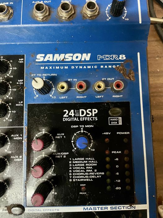 Mesa de mistura Samson MDR8