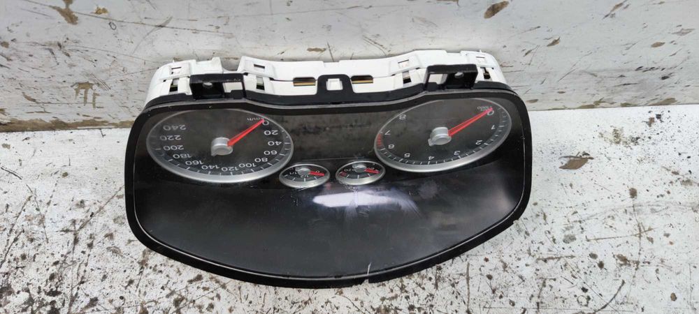 Ford Focus MK2 1.6 TDCI Licznik Zegary