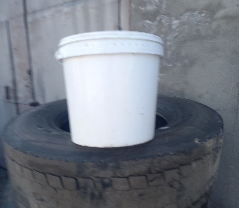 Пластикові відра на 20 л