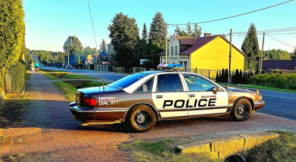 DODGE RAM Chrysler 300C Srt8 Radiowóz Chevrolet Caprice Wynajem Ślub T