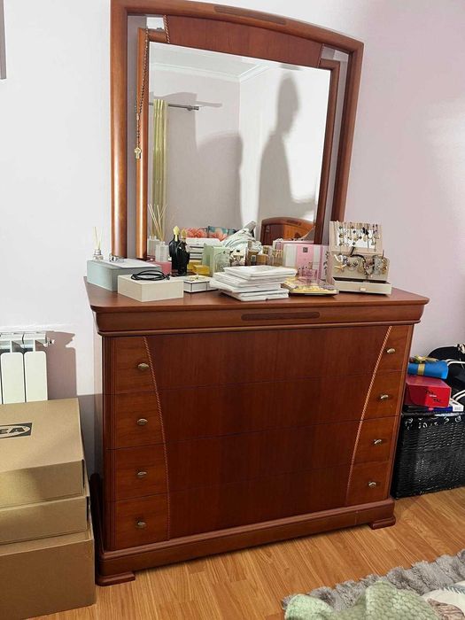 Vendo Quarto Completo - Móveis de Madeira de Cerejeira