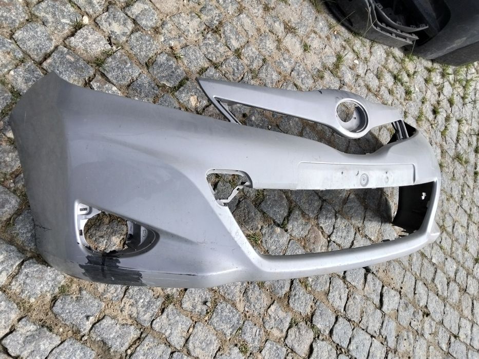 Parachoques Toyota Yaris para choques 2013