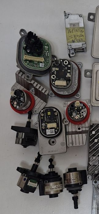 Balastros de xenom e de leds