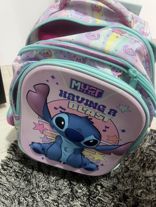 Vendo mochila como nova