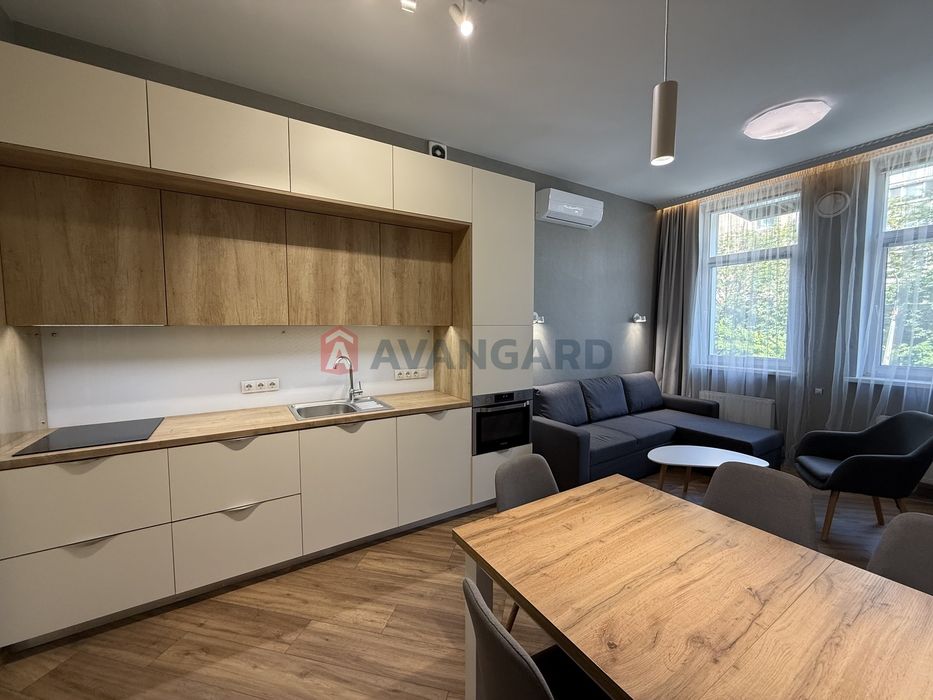 Продаж 3 кімнатної квартири, ЖК вул. Іоанна Павла ІІ 11, Печерськ