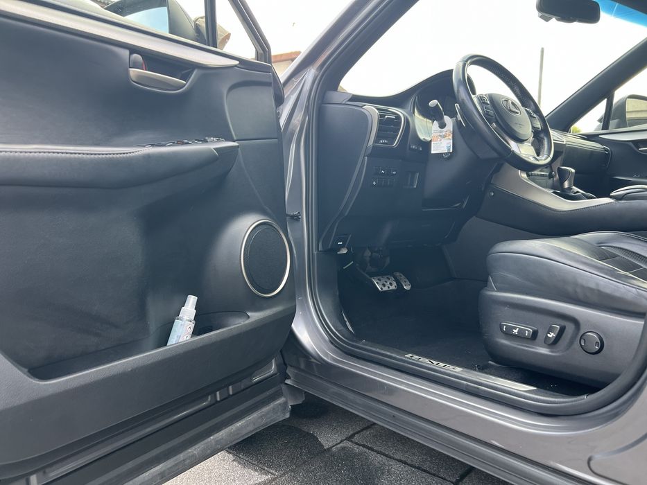 Lexus NX300h F-sport — photo 5
