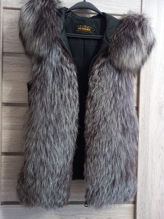 Меховая жилетка  гарна