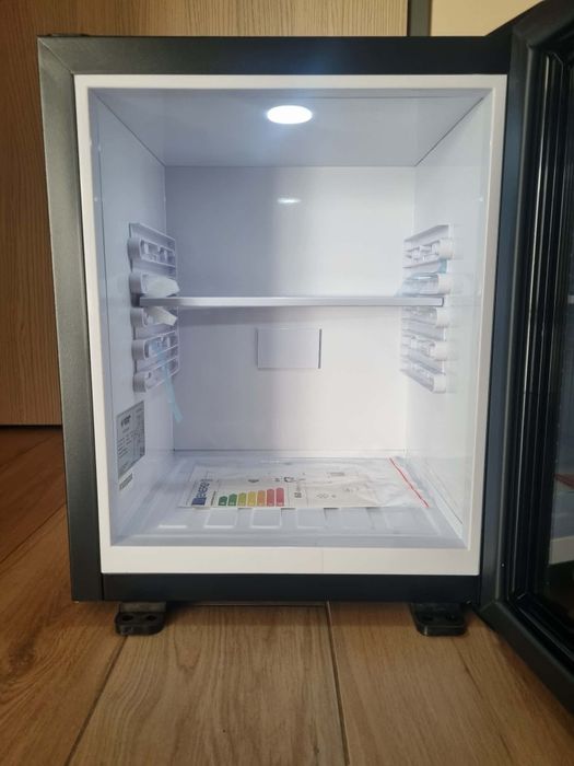 Lodówka minibar nowa
