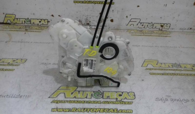 Fecho da Porta Trás Direito - HONDA CIVIC VIII Hatchback (FN, FK) | 05 -