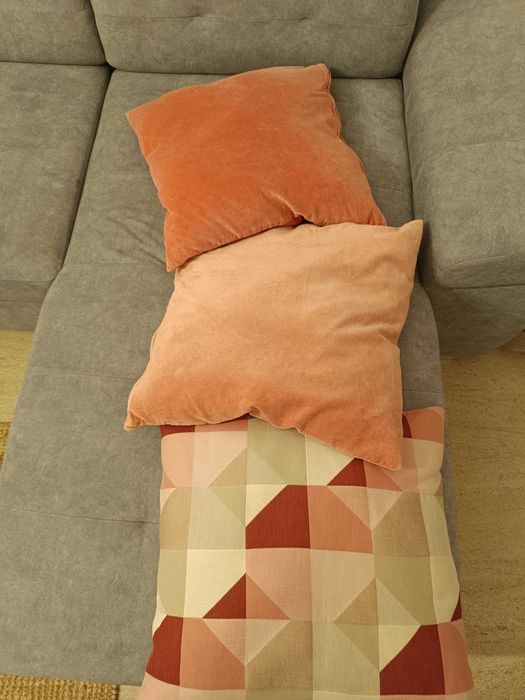 Cortinados e almofadas sala